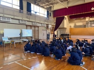 上野法人会「税金ジュニアスクール」～台東区立金曽木小学校～